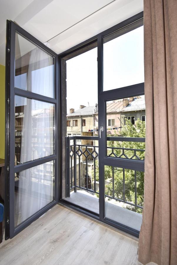 Home4You Apartments On Koghbatsi Erivan Exterior foto