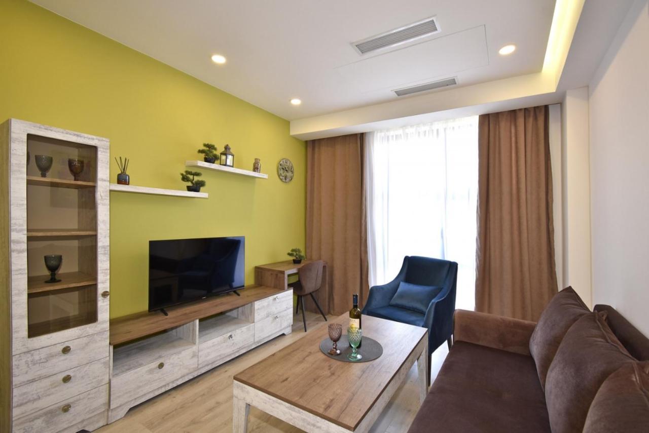 Home4You Apartments On Koghbatsi Erivan Exterior foto